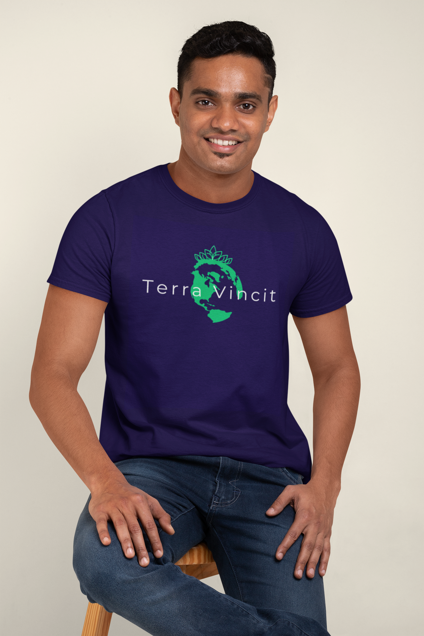 Terra Vincit Slim Fit T-shirt