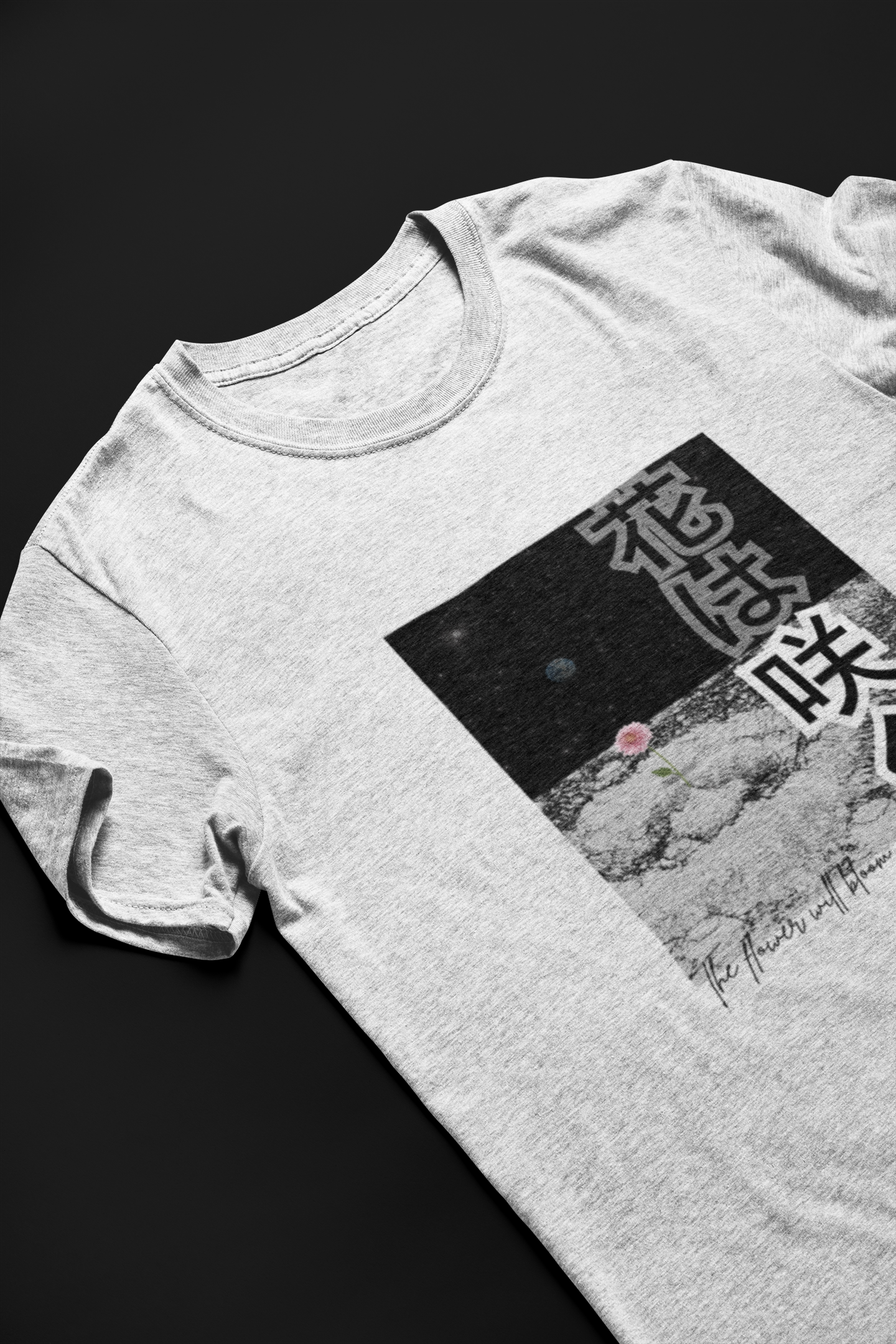 花は咲く The Flowers Will Bloom Short Sleeve T-shirt