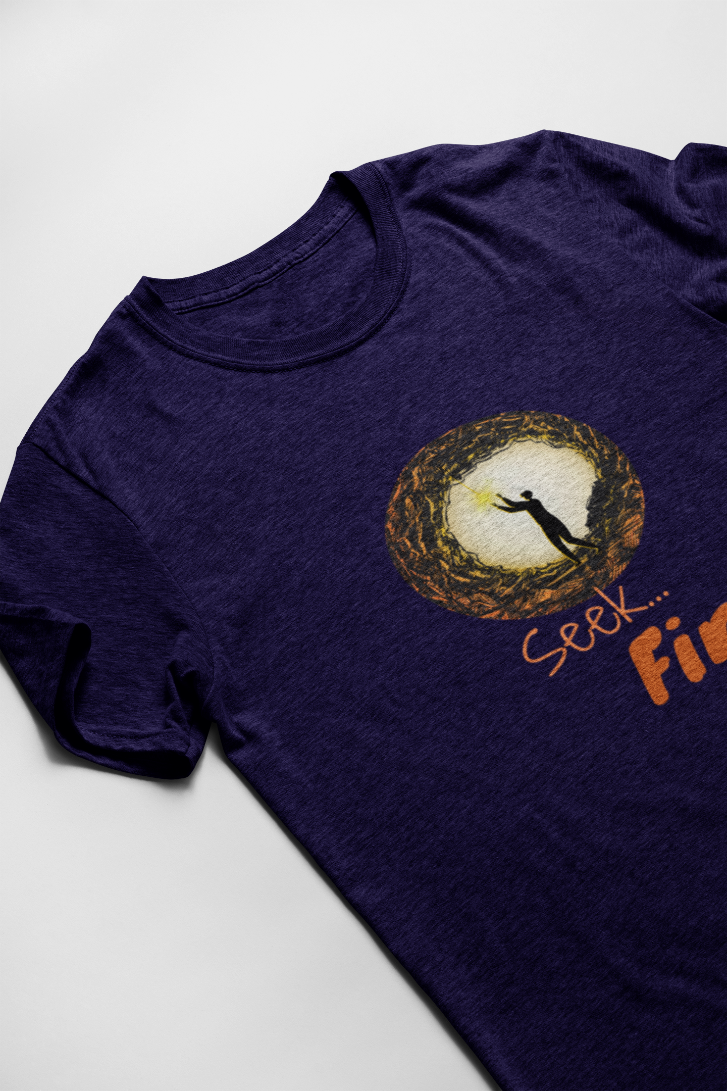 Seek Find Short Sleeve T-shirt