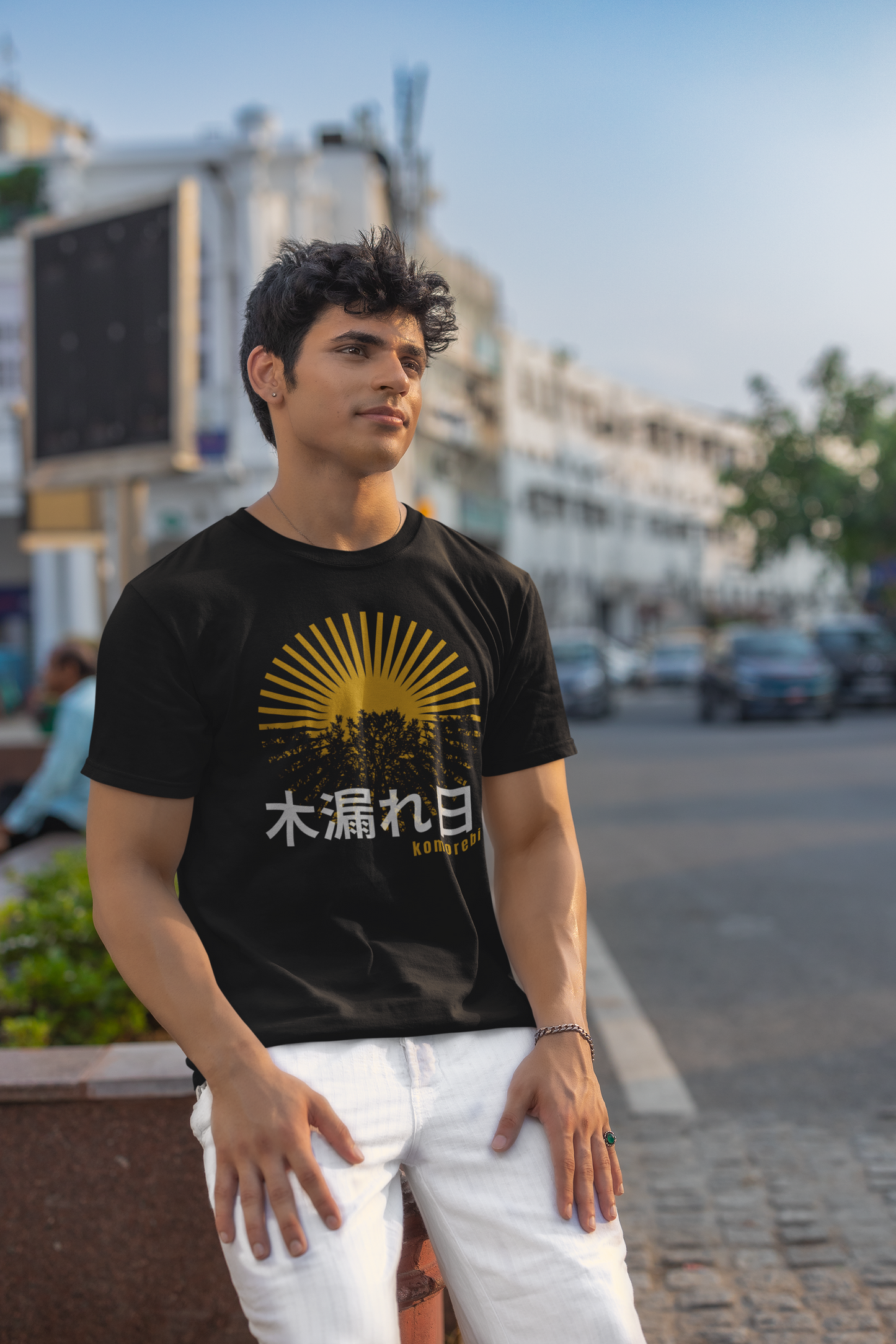 木漏れ日 Sunlight Filtering through Trees Short Sleeve T-shirt