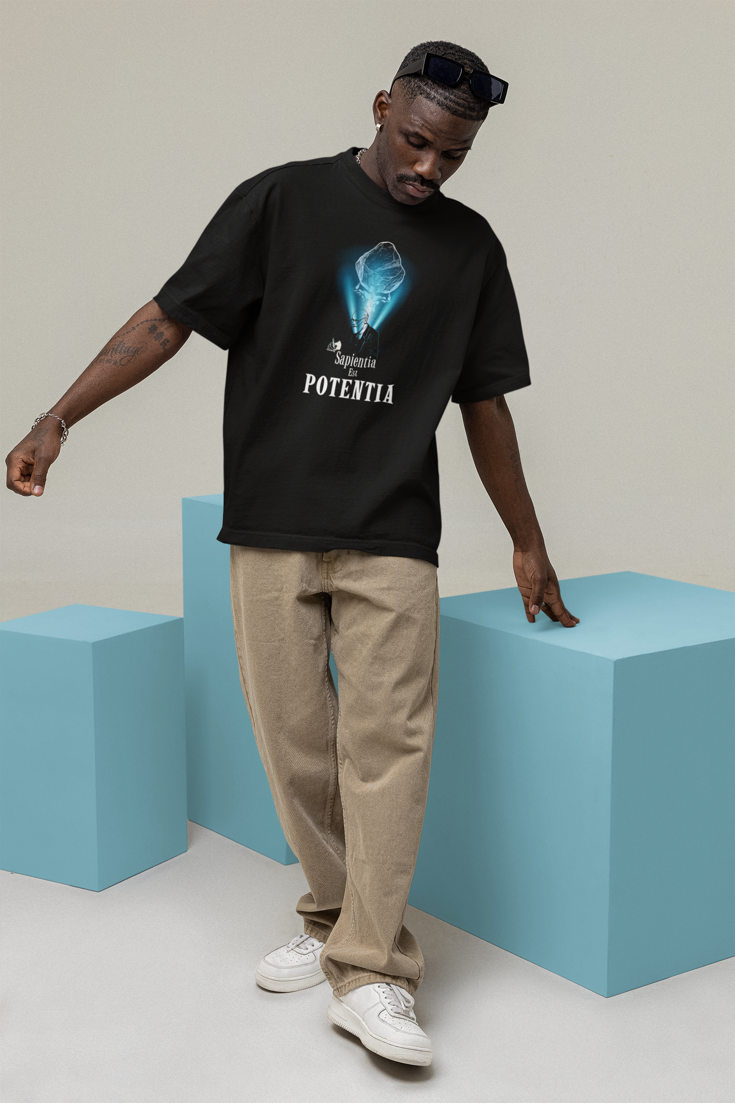 Sapientia Est Potentia Oversize T-shirt