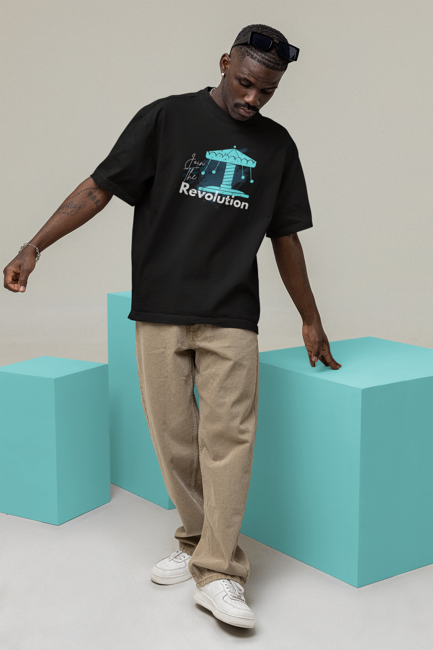 Join the Revolution Oversize T-shirt