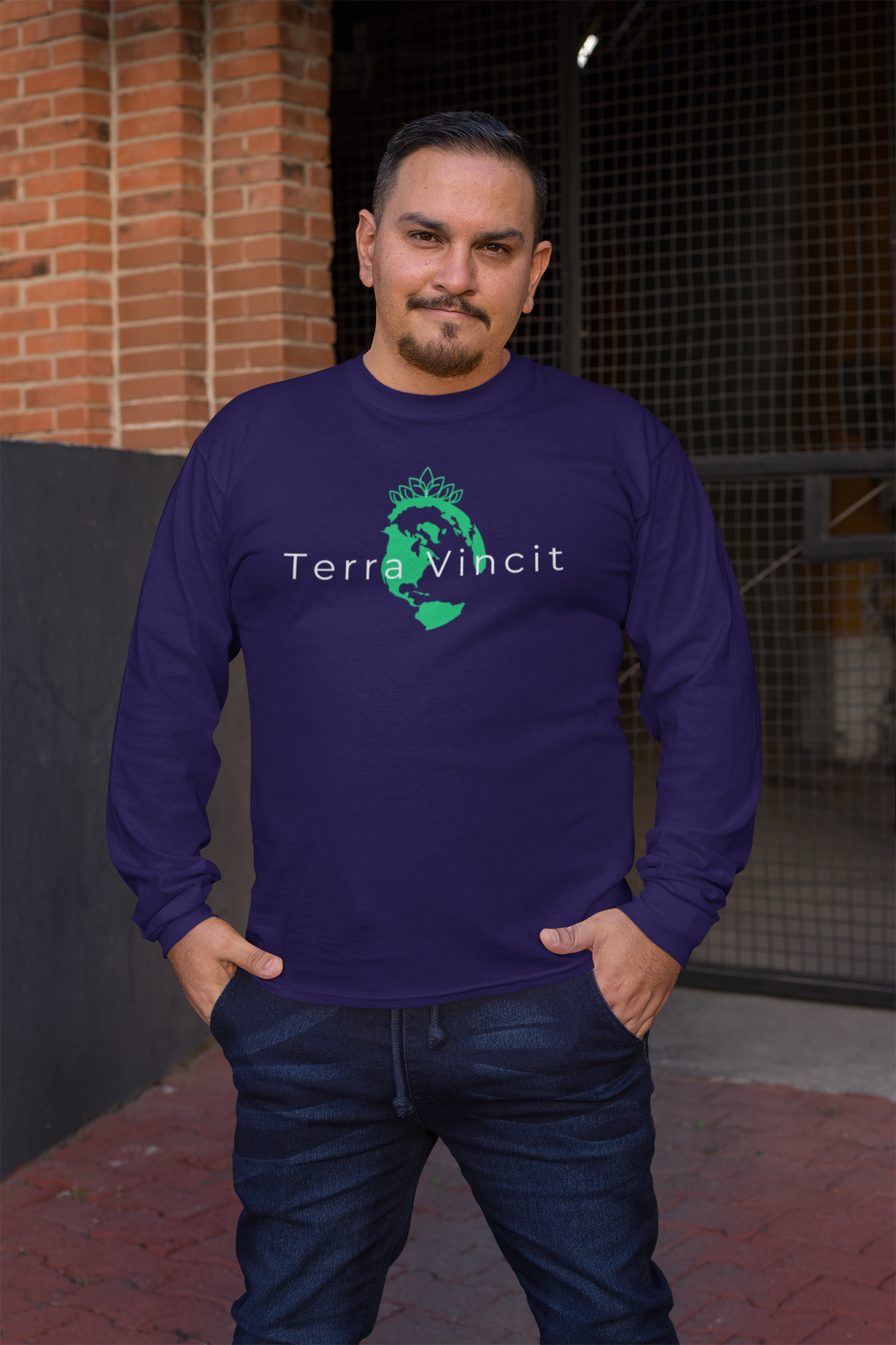 Terra Vincit Long Sleeve T-shirt