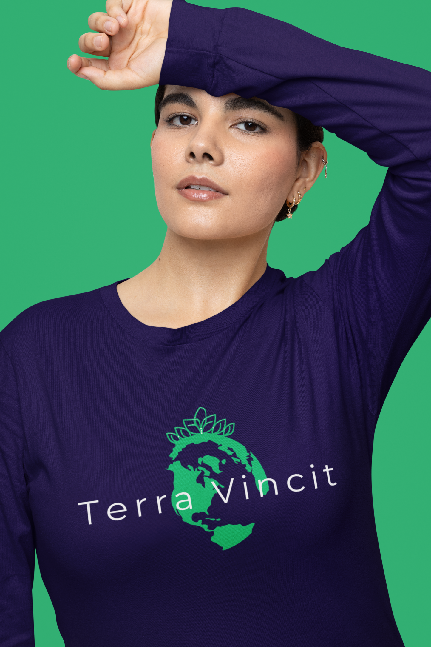 Terra Vincit Long Sleeve T-shirt
