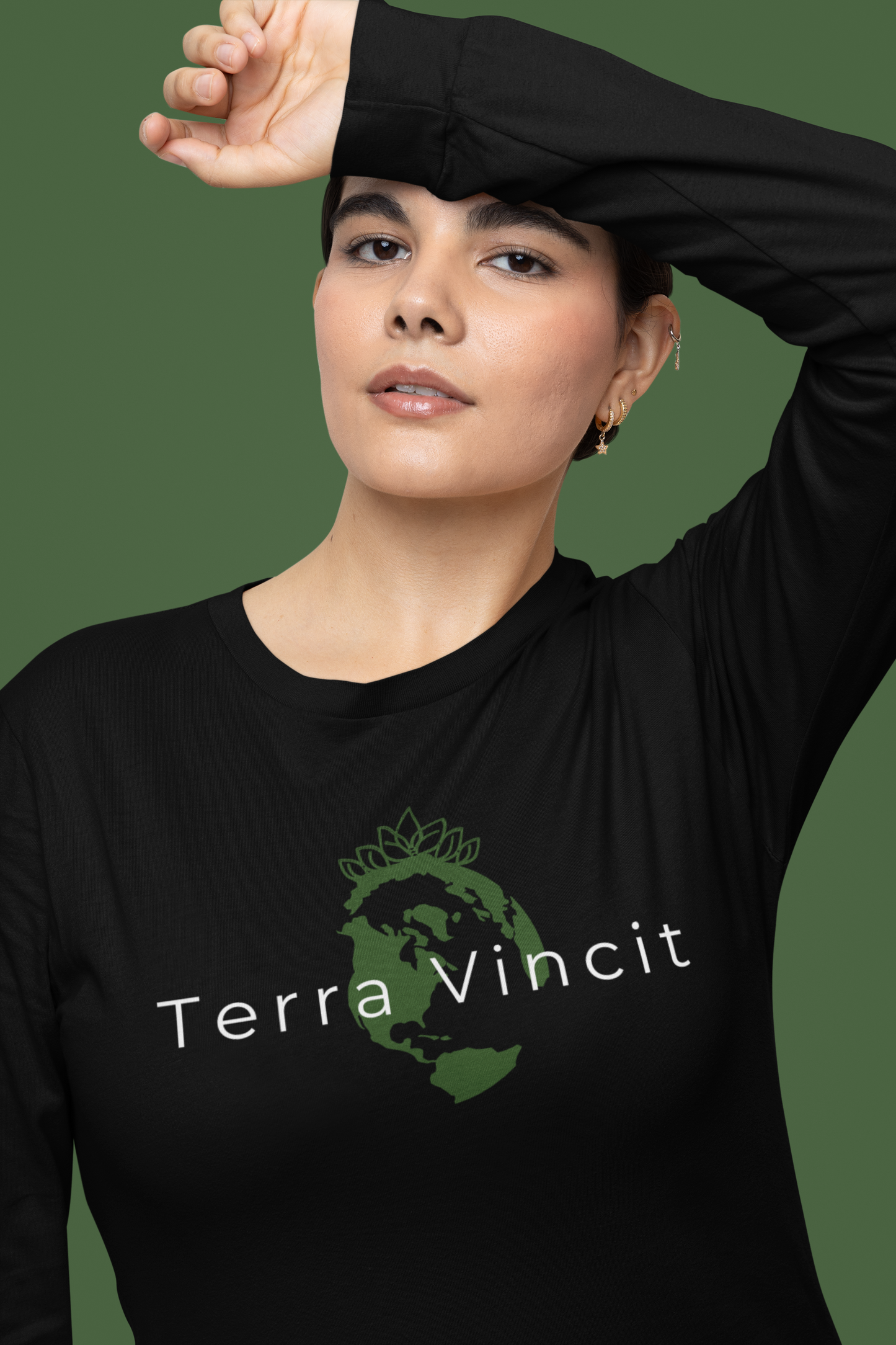 Terra Vincit Long Sleeve T-shirt