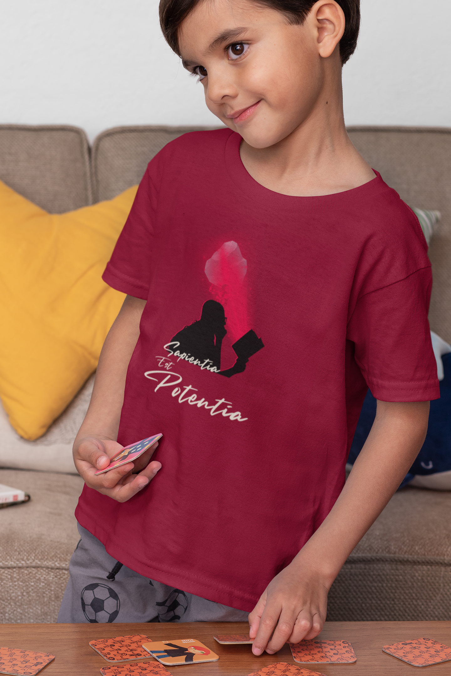 Sapientia Est Potentia Short Sleeve T-shirt