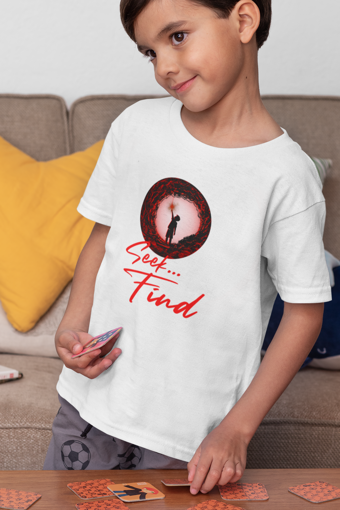 Seek Find Short Sleeve T-shirt