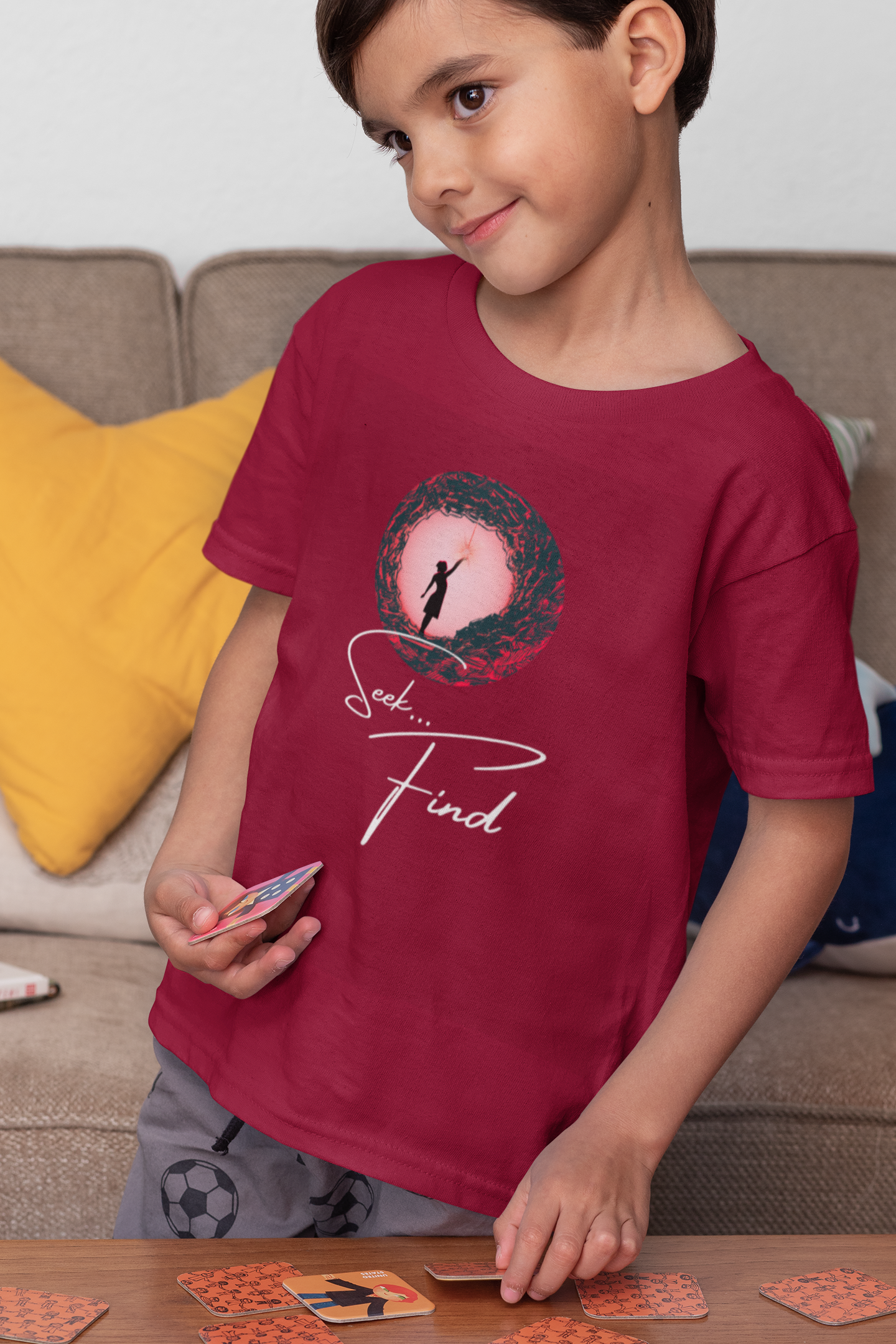 Seek Find Short Sleeve T-shirt