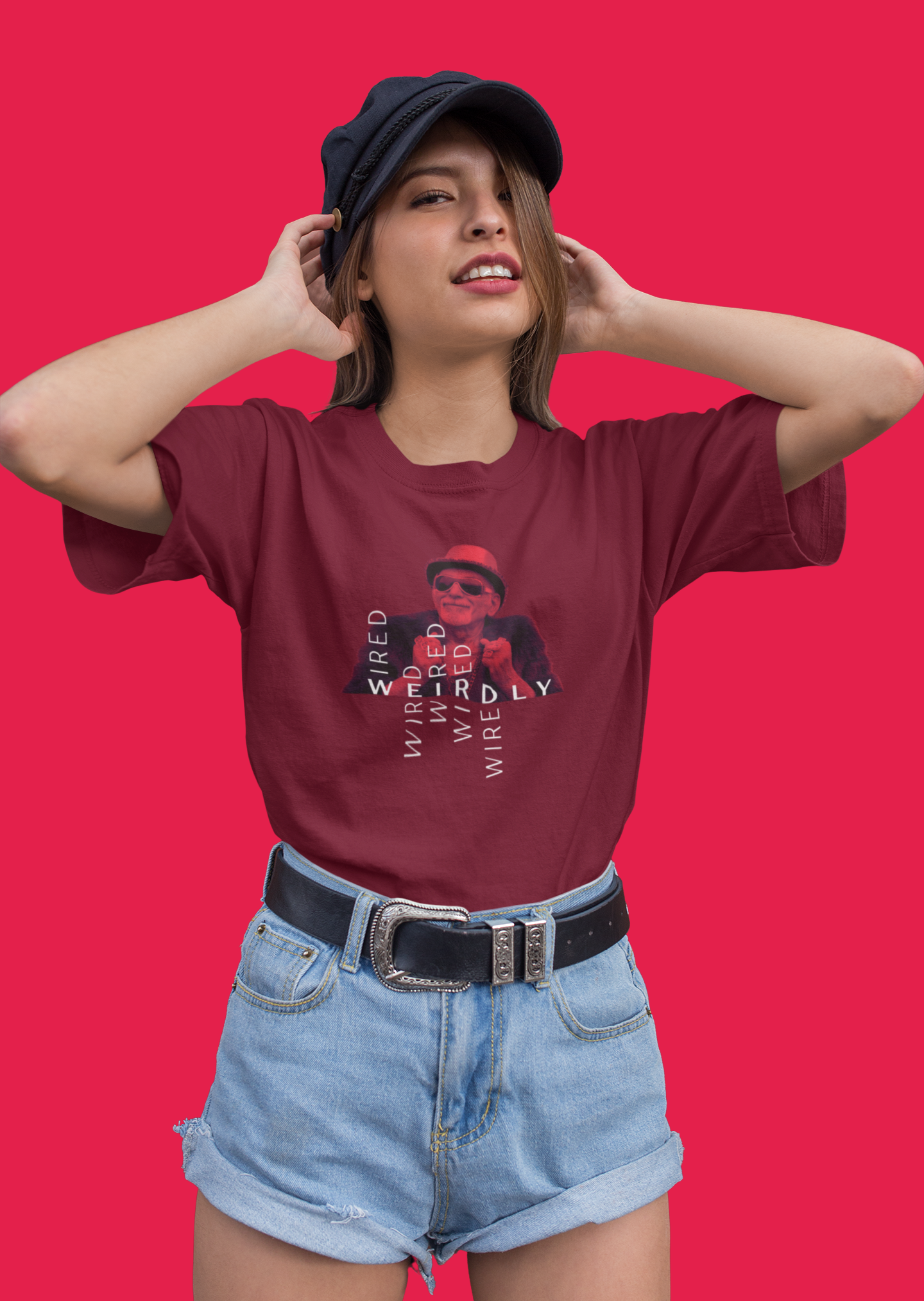 Weirdly Wired Oversize T-shirt