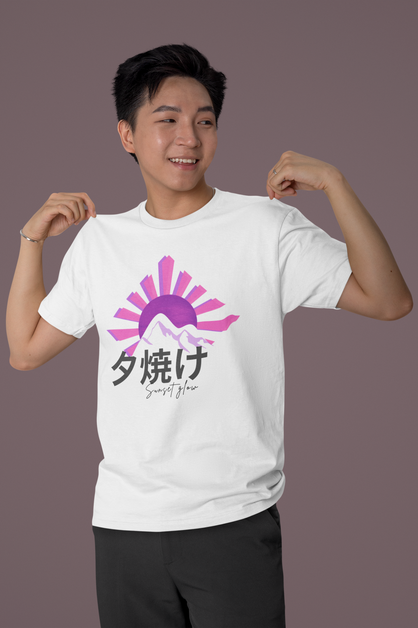 夕焼け Sunset Glow Regular Fit T-shirt