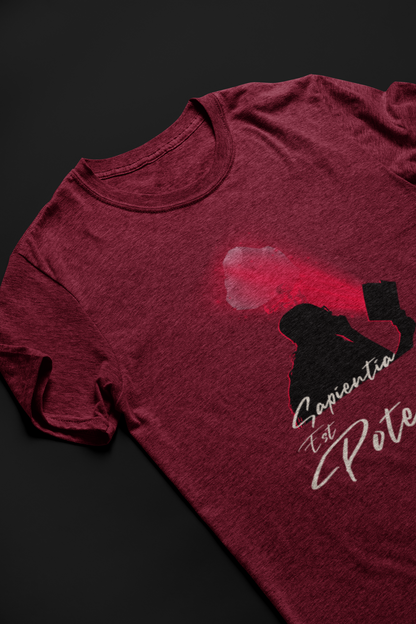 Sapientia Est Potentia Short Sleeve T-shirt