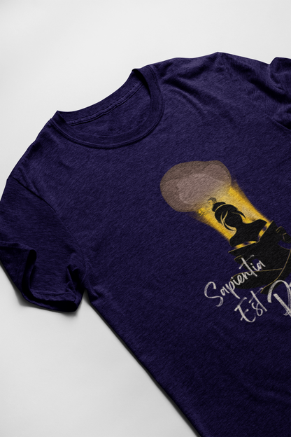 Sapientia Est Potentia Short Sleeve T-shirt